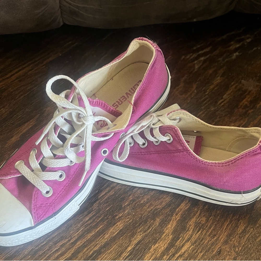 Purple Converse with White Laces - Picture 2 of 3